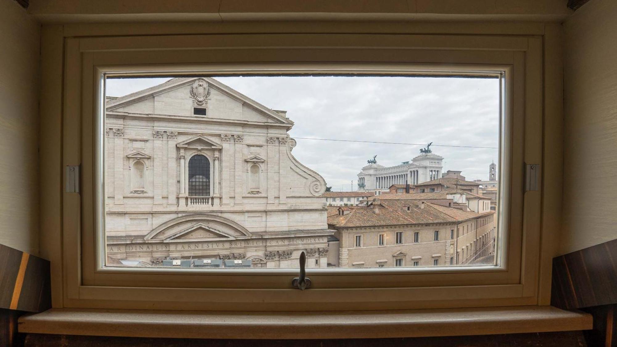 Piazza Venezia Charming Apartments With View Roma Esterno foto