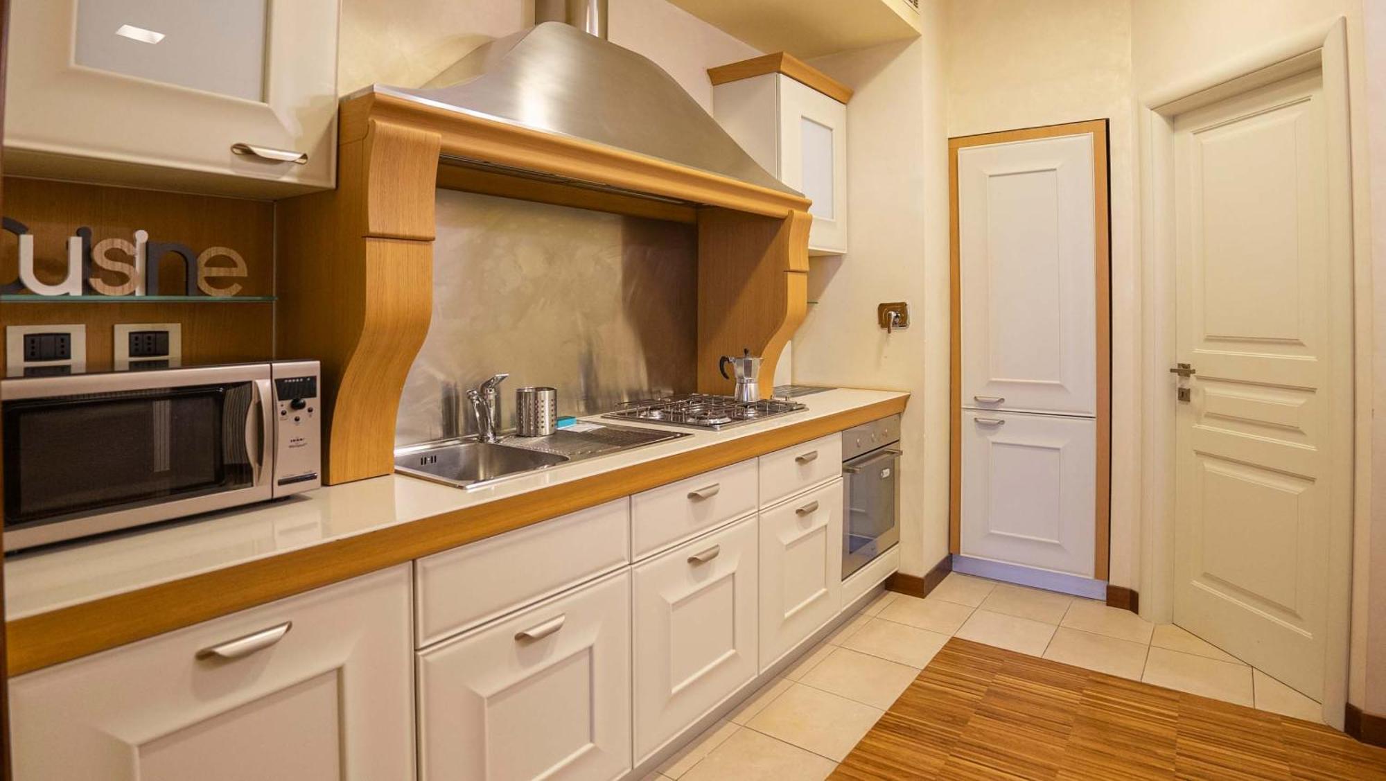 Piazza Venezia Charming Apartments With View Roma Esterno foto